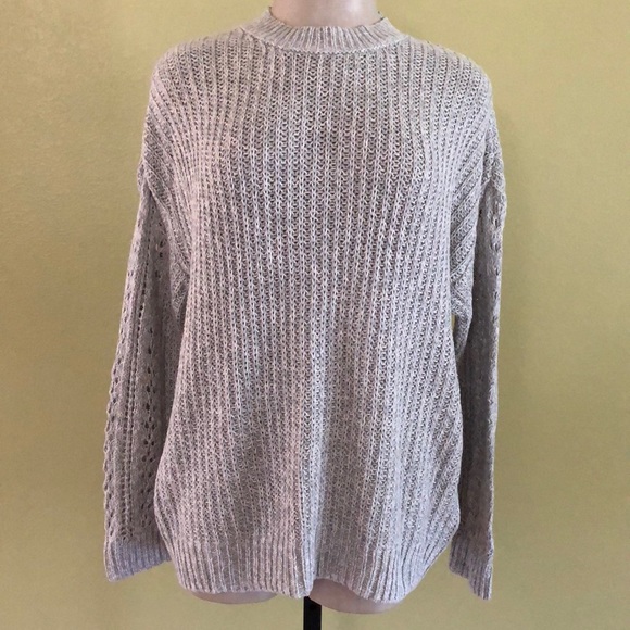 🔥NWT🔥 American Eagle Outfitters Women’s Oversized Pointelle Sleeve Sweater - Picture 2 of 9